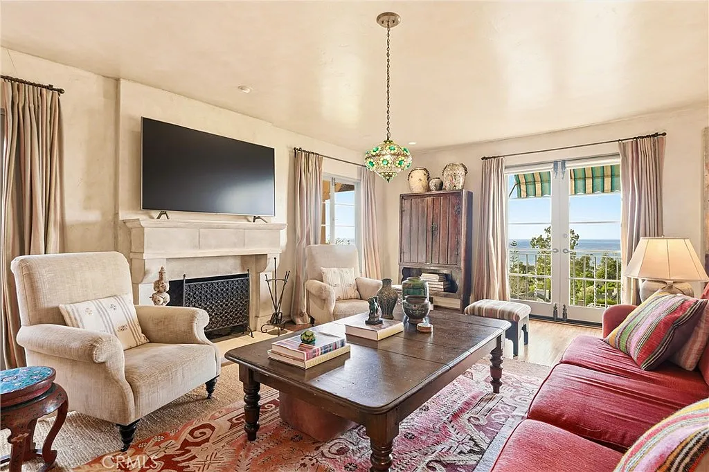 2 bed, 2000 sqft, $12,000 — Photo 4