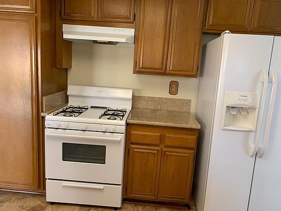 4th image of 463 N Park Springs Ct