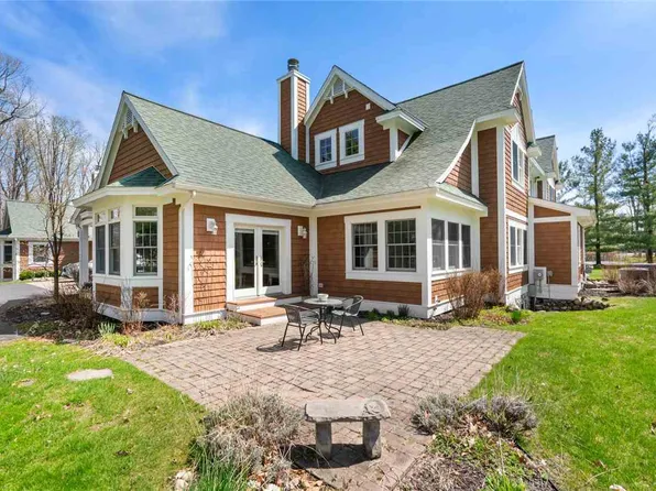 840 Fairways Dr #1, Harbor Springs, MI 49740