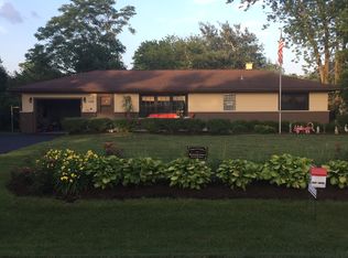 113 S Locust St, Frankfort, IL 60423