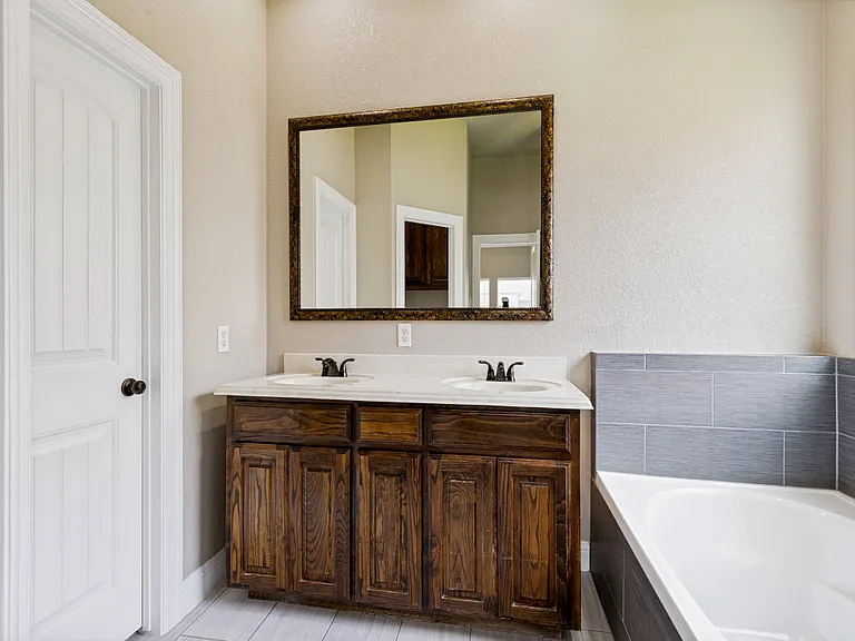 455 Chisholm Trl — Photo 15