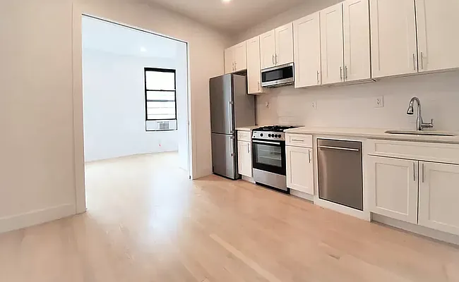 Rented by REAL New York | media 2