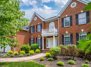 31 Ramapo Dr, Basking Ridge, NJ 07920