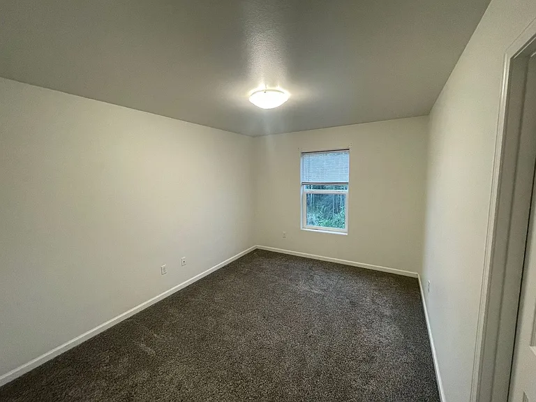 4733-4739 W Adirondack Cir — Photo 6