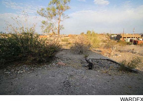 2nd image of 7605 N Rancho Vista Dr
