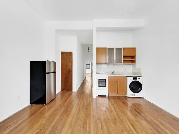 366 West 23rd Street image 1 of 7