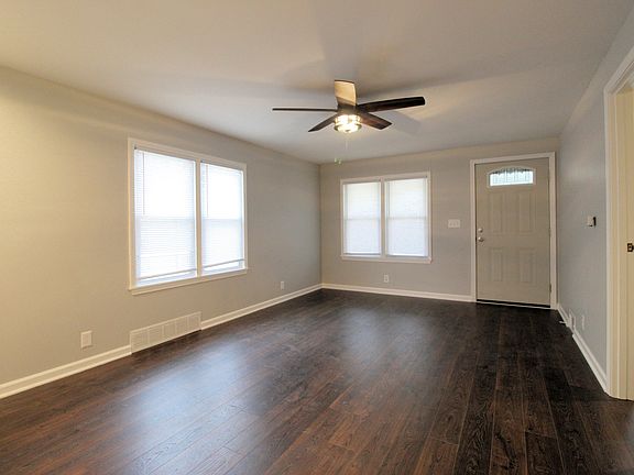 5th image of 460 N Blaine Ave
