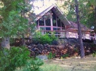 25699 Highlands Lake Rd, Lakehead, CA 96051