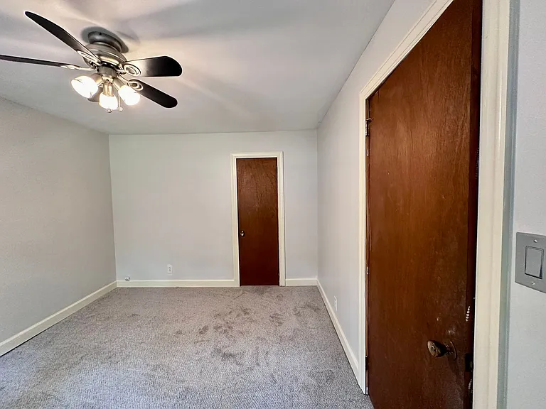 5909 George King Rd — Photo 13