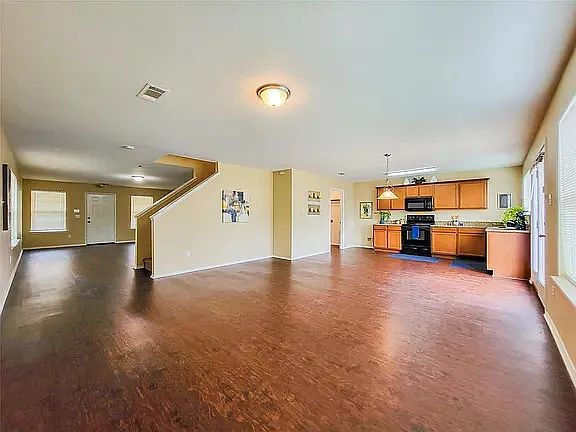1705 Wickham Dr — Photo 3