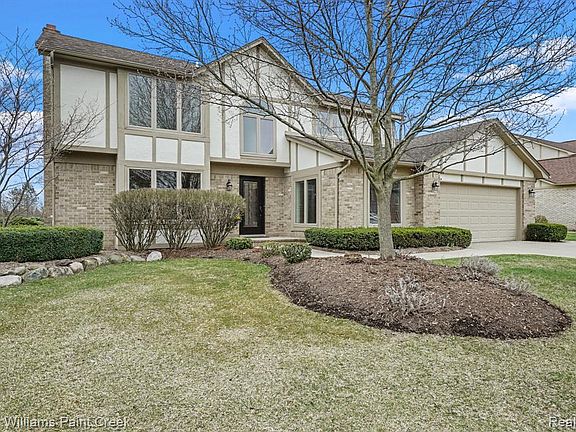 2nd image of 1346 Arbor Creek Dr