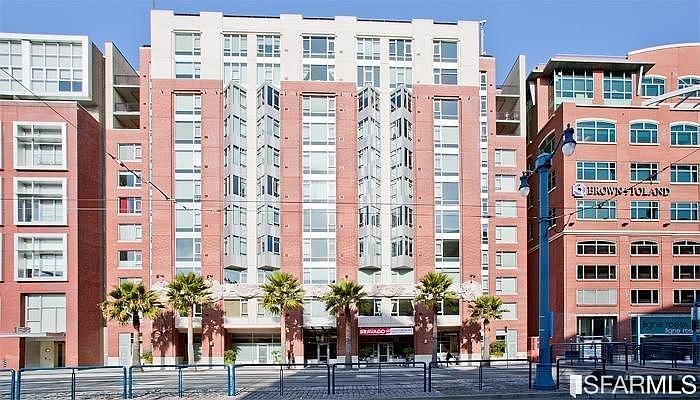 1st image of 170 King St Unit 1107