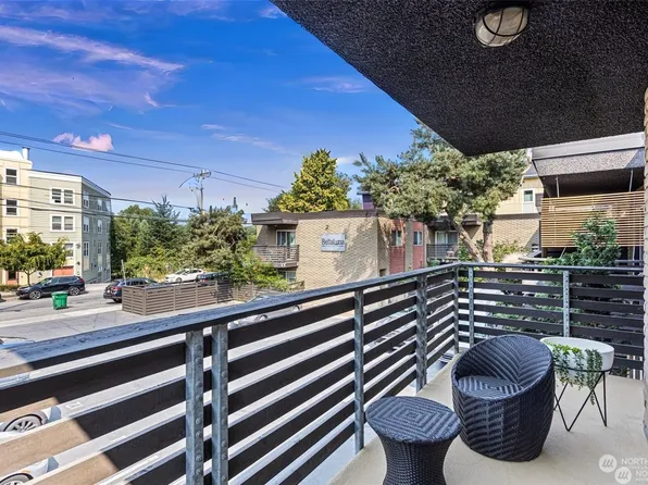 5220 42nd Avenue S #208, Seattle, WA 98118