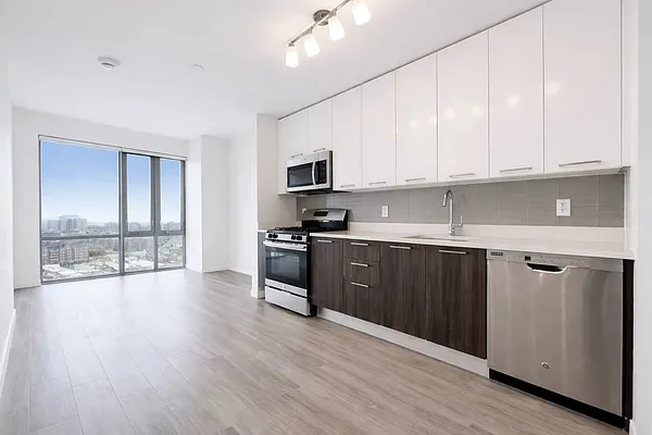 Kitchen, photo 1
