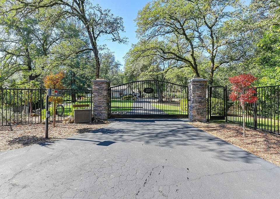 221 Hammond Dr, Auburn, CA 95603 Zillow