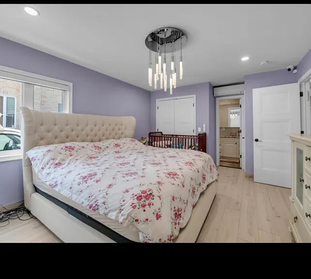 6937 172nd St — Photo 3