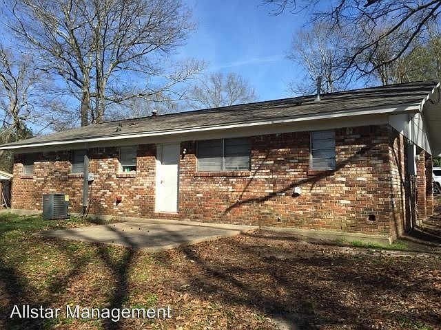 2nd image of 419 Arabi St