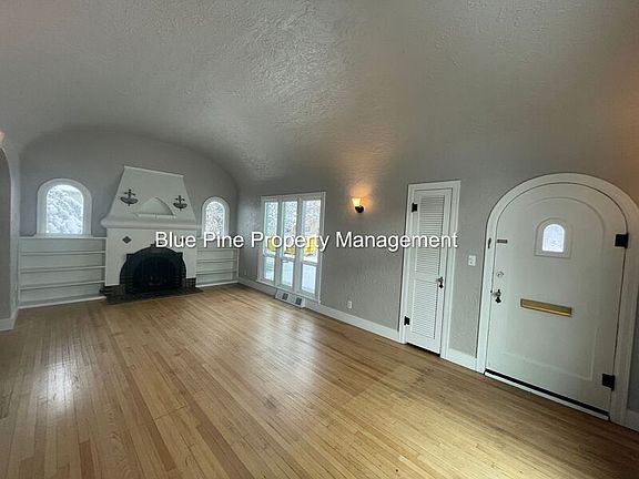 5th image of 334 E 13th St