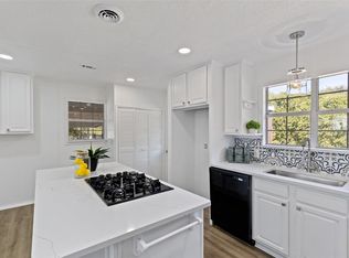 204 Chisholm Trl, Waxahachie, TX 75165