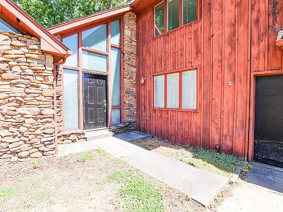 2nd image of 329 Carson Way