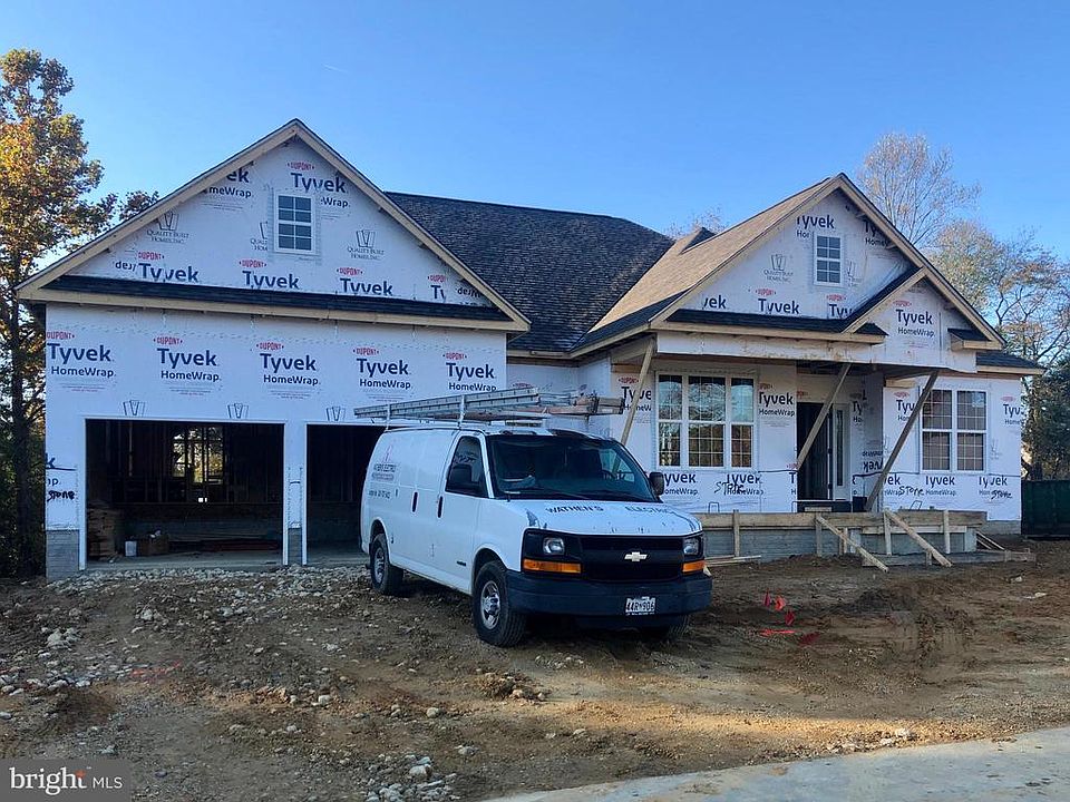 2nd image of 25075 Pond View Ln
