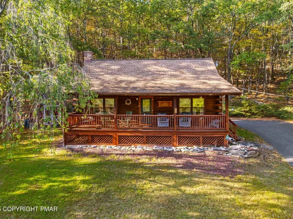 415 Lake Dr, Nesquehoning, PA 18240