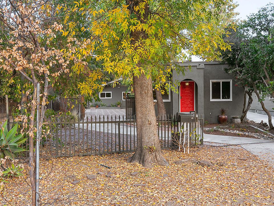 1st image of 630 Forest Ave