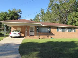 114 Katherine Dr, Columbia, MS 39429