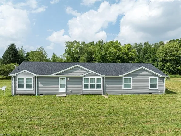 5719 N Richmond Rd, Pierpont, OH 44082