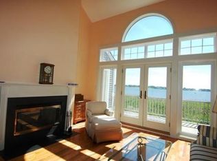 21 Hidden Bay Dr, Dartmouth, MA 02748