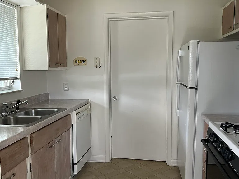 213 NE Prima Vista Blvd — Photo 6