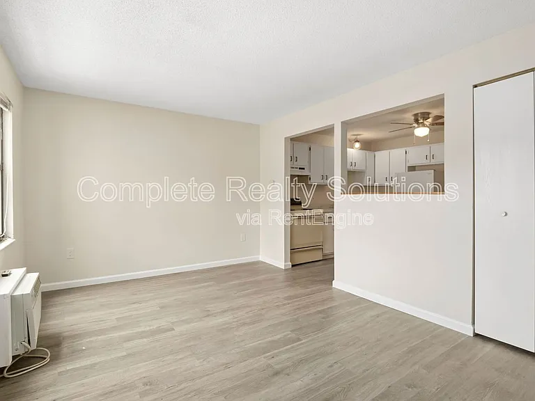 790 Country Aire Ct #103 — Photo 3