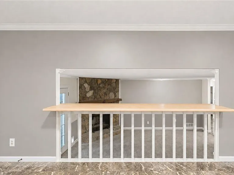 9485 Martin Rd — Photo 10