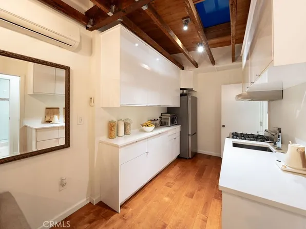 6607 Fountain Ave, Los Angeles, CA 90028