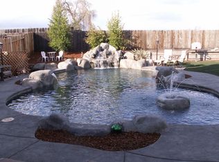 939 Nancy Dr, Ripon, CA 95366