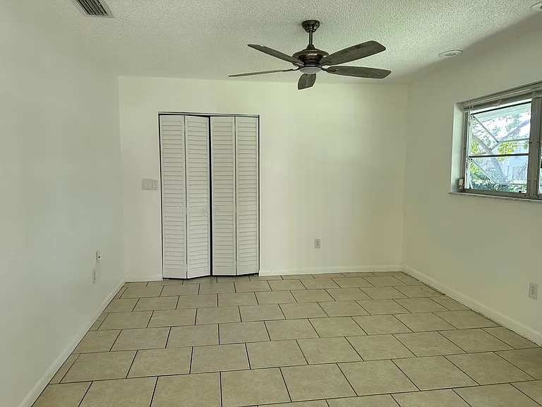 1 Indialucie Pkwy — Photo 12
