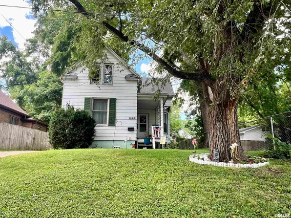 1823 15th Ave, Moline, IL 61265