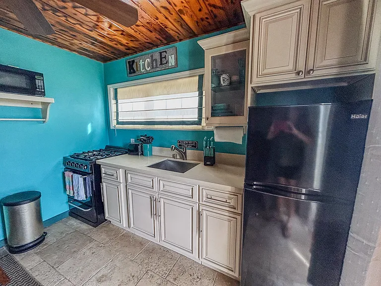 287 One Hermon Hl — Photo 6