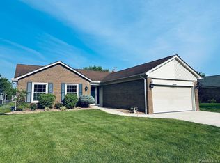 46830 Gadwall Dr, Macomb, MI 48044