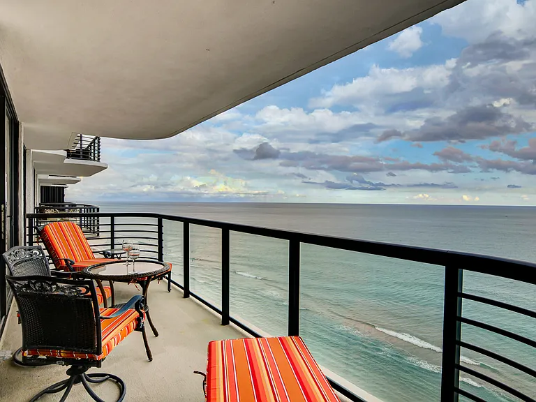 250 S Ocean Blvd #16C — Photo 46