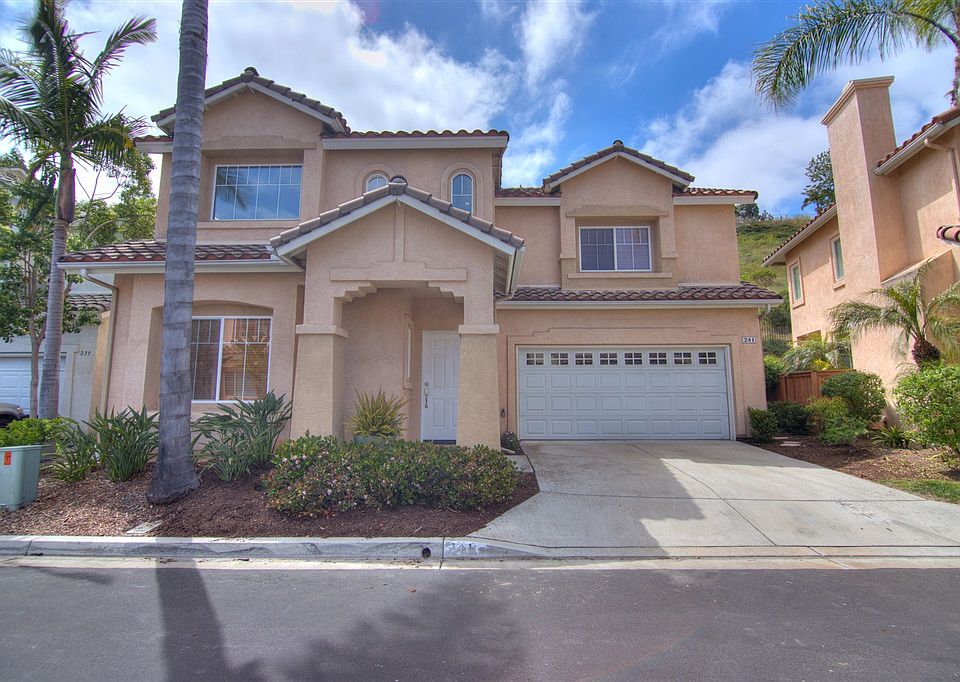 1st image of 241 Amatista Way