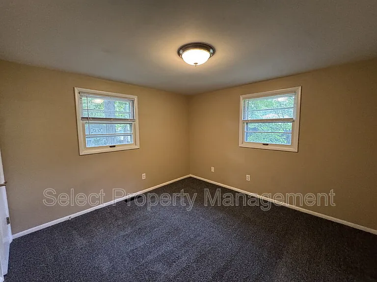 7001 Blake Dr — Photo 11
