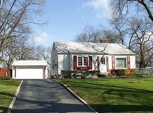 2530 Crest Rd W, Gary, IN 46408