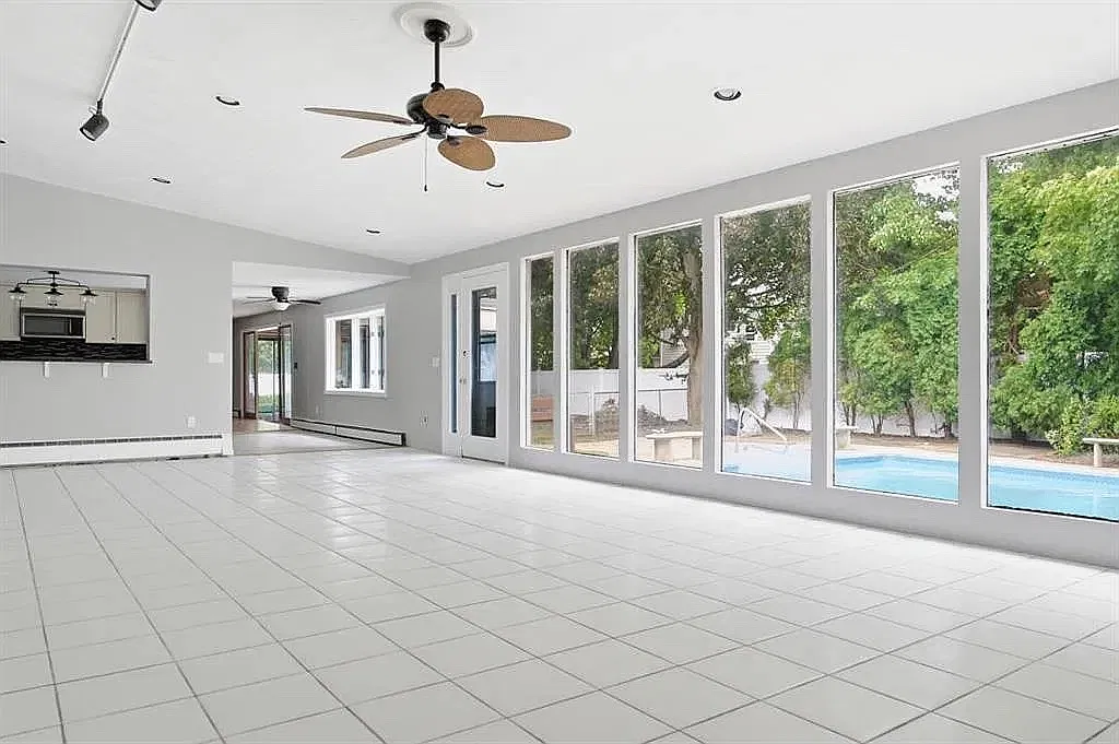 5 bed, 3106 sqft, $4,200 — Photo 4