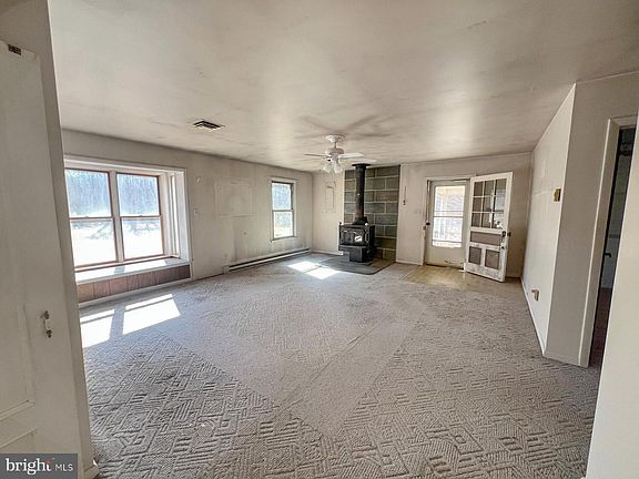 4th image of 5709 Turner Rd