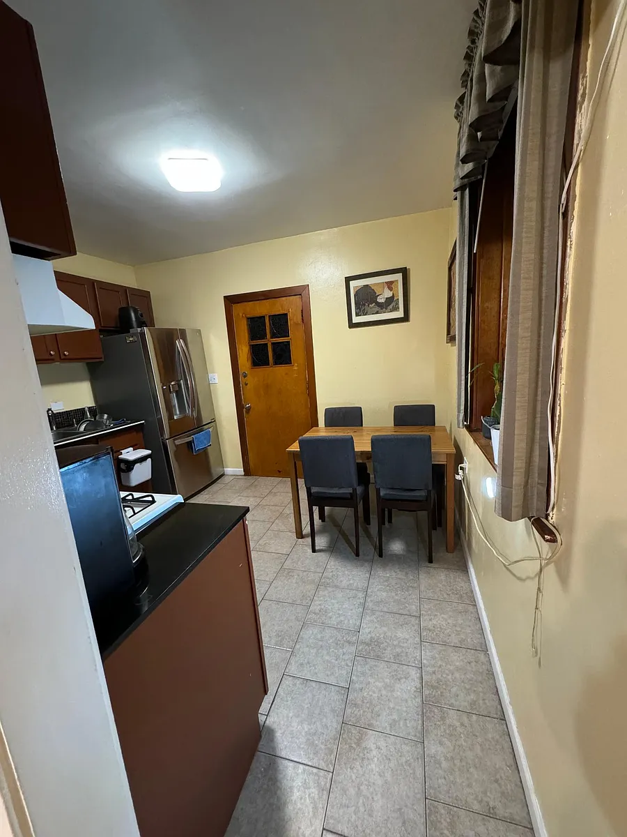 Building Photo - 3912 N Spaulding Ave #1