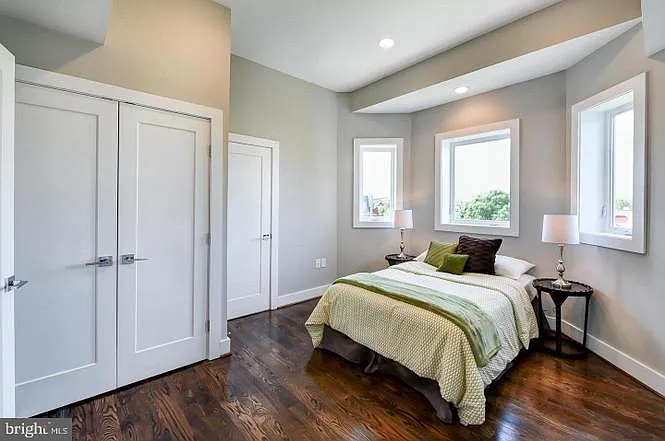 1200 Staples St NE #3 — Photo 9