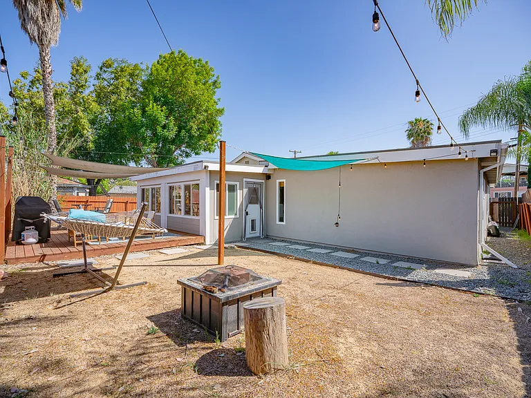 530 Kirtright St — Photo 44