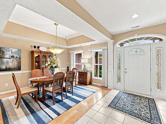 4th image of 2319 Gregory Ln