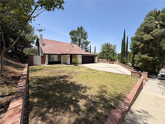 3rd image of 12829 McLennan Ave